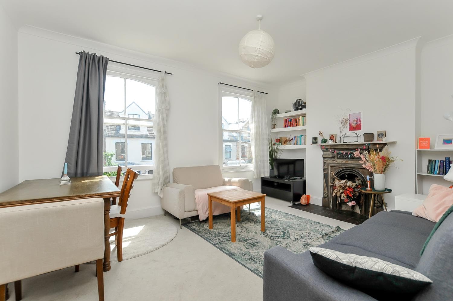 Brighton Road, Stoke Newington, London, N16 8EG