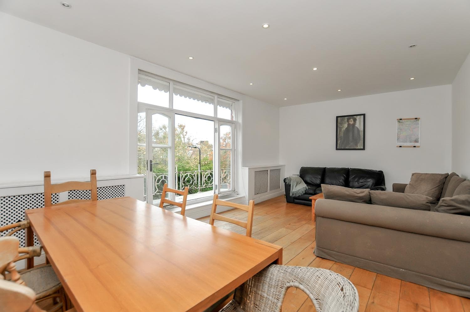 West Bank, Stamford Hill, London, N16 5DF